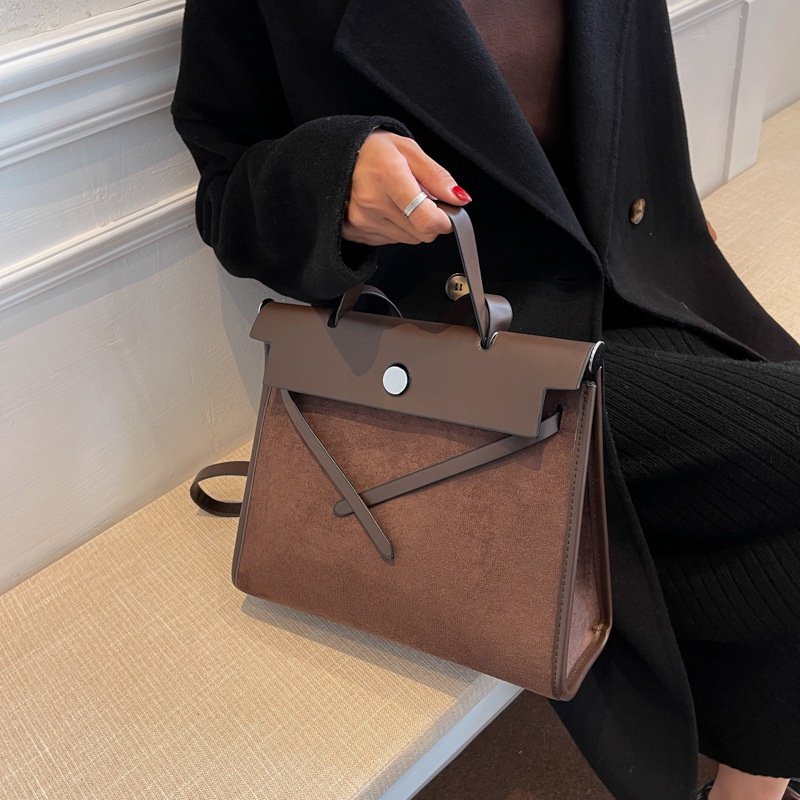 Largecapacity Crossbody Multipurpose Backpack