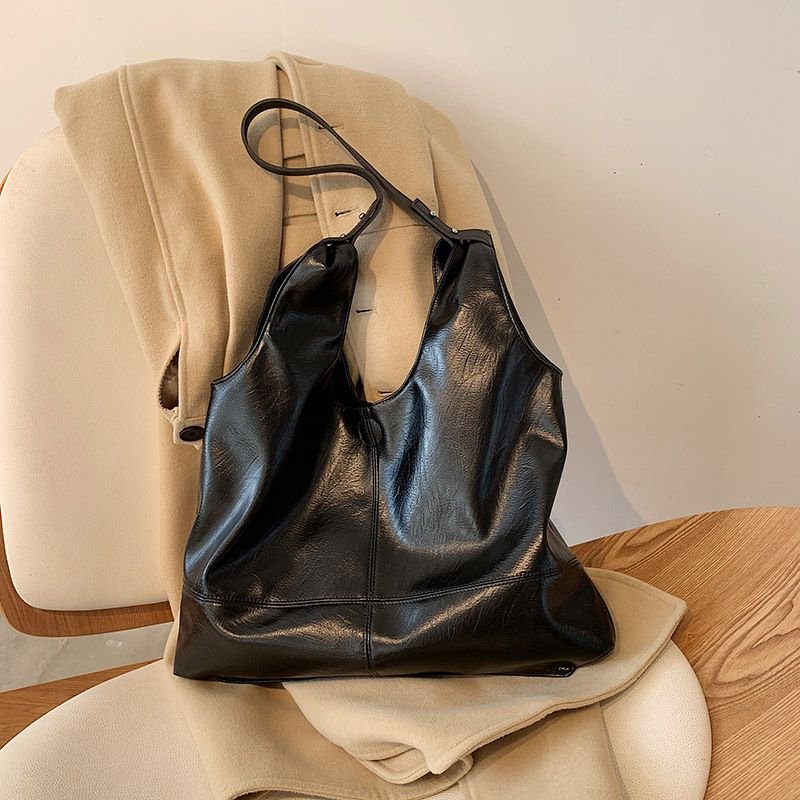 Large Capacity New Retro Fashion Bag