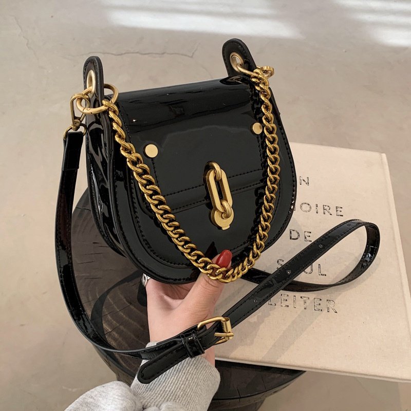 Patent Leather Oneshoulder Messenger Bag