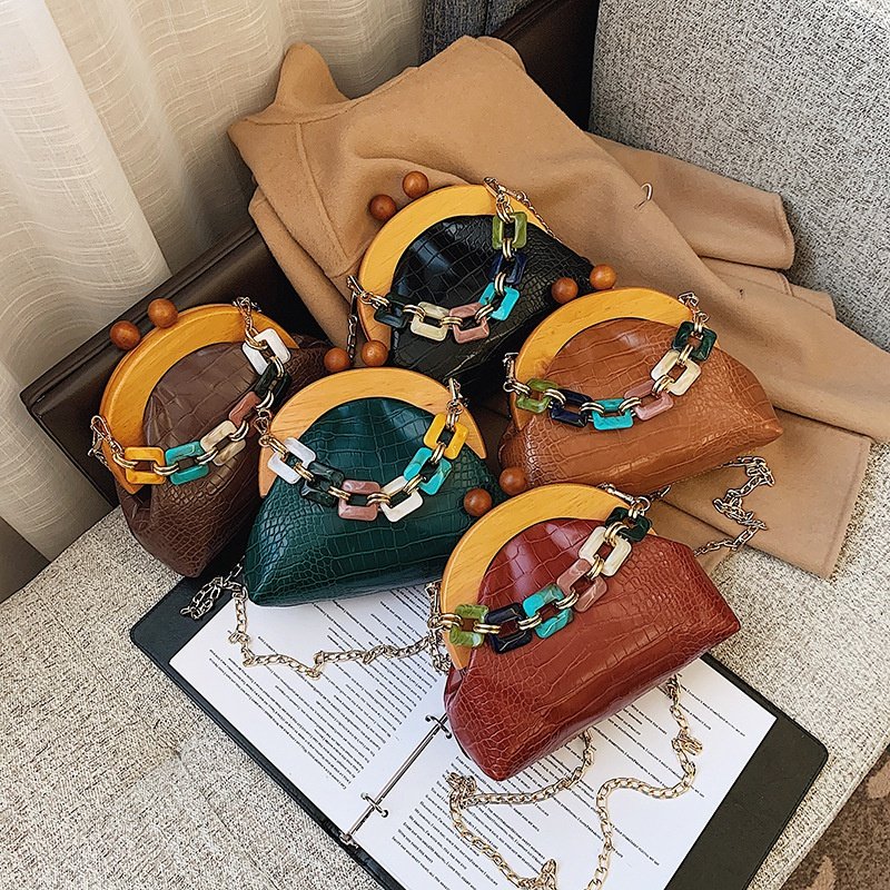 Retro Stone Pattern Shell Chain Bag