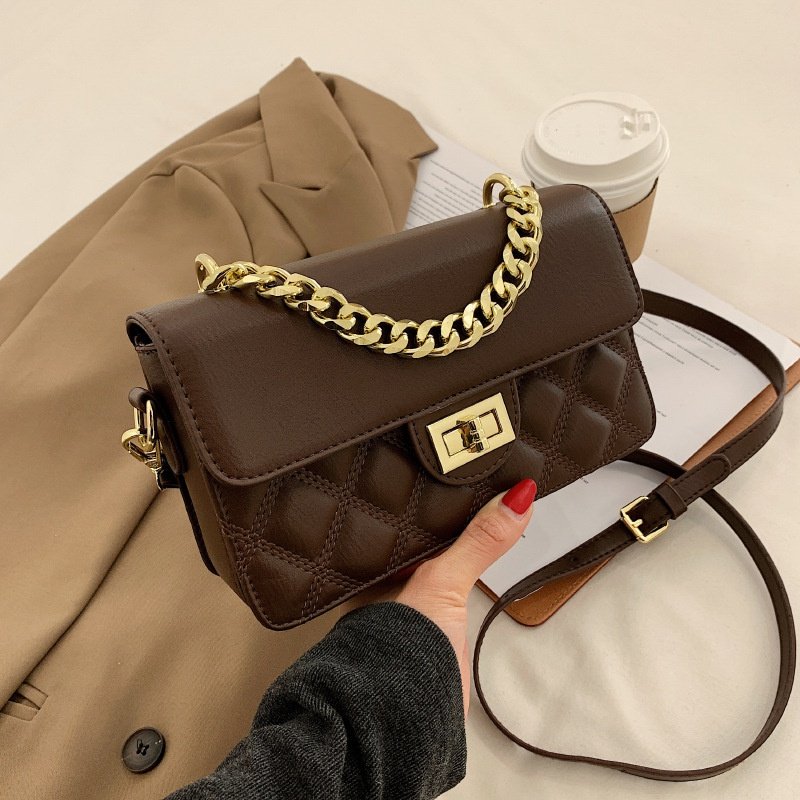 Rhombic Embroidered Thread Bag